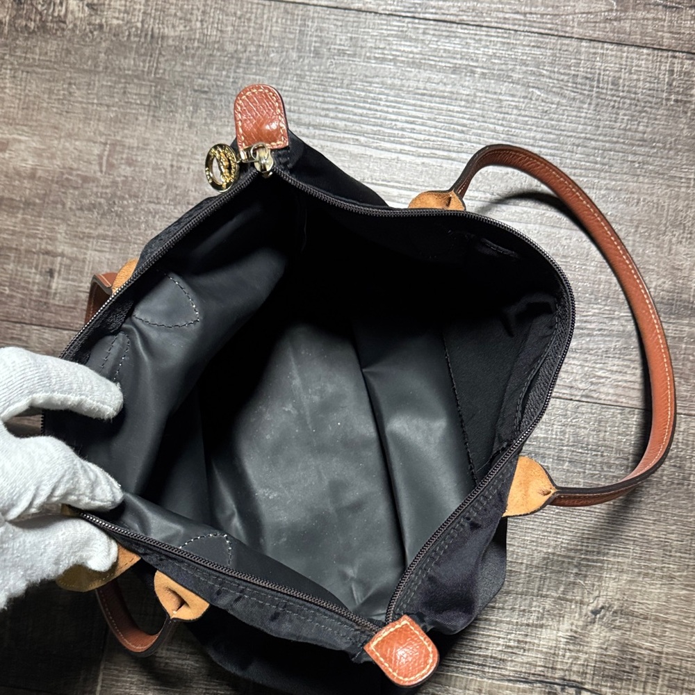 Longchamp Le Pliage Black Tote - Picture 10 of 15